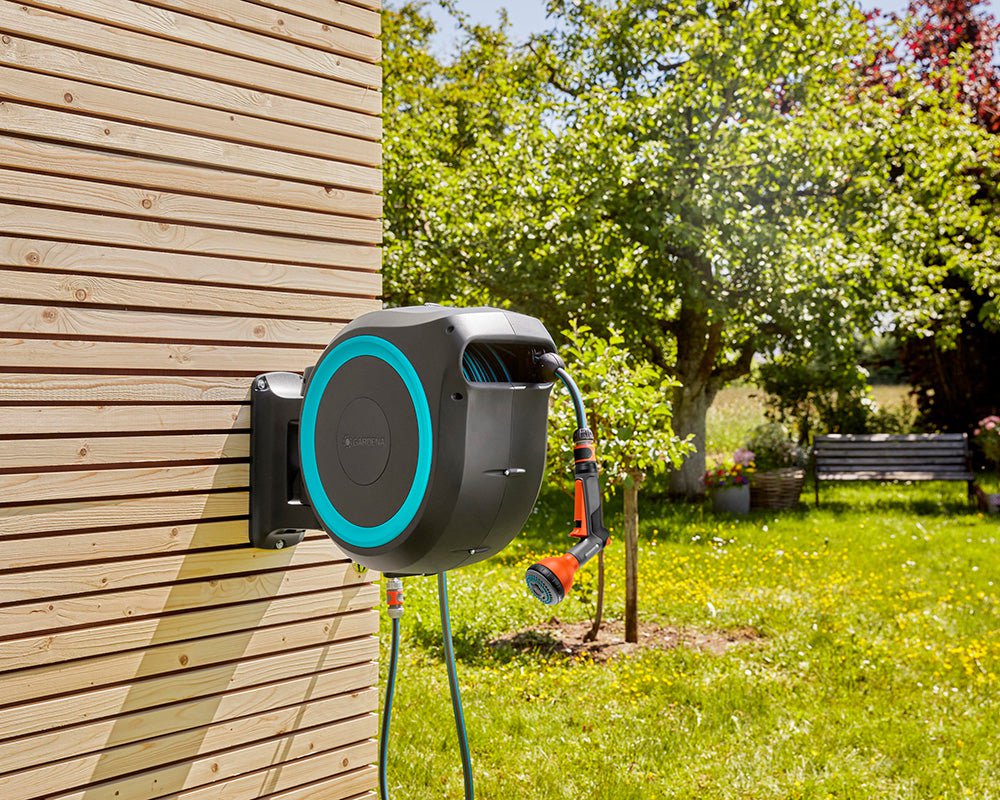 Gardena Wall-Mounted Hose Reel RollUp XL 35m – Automatic Roll Control & Premium Hose